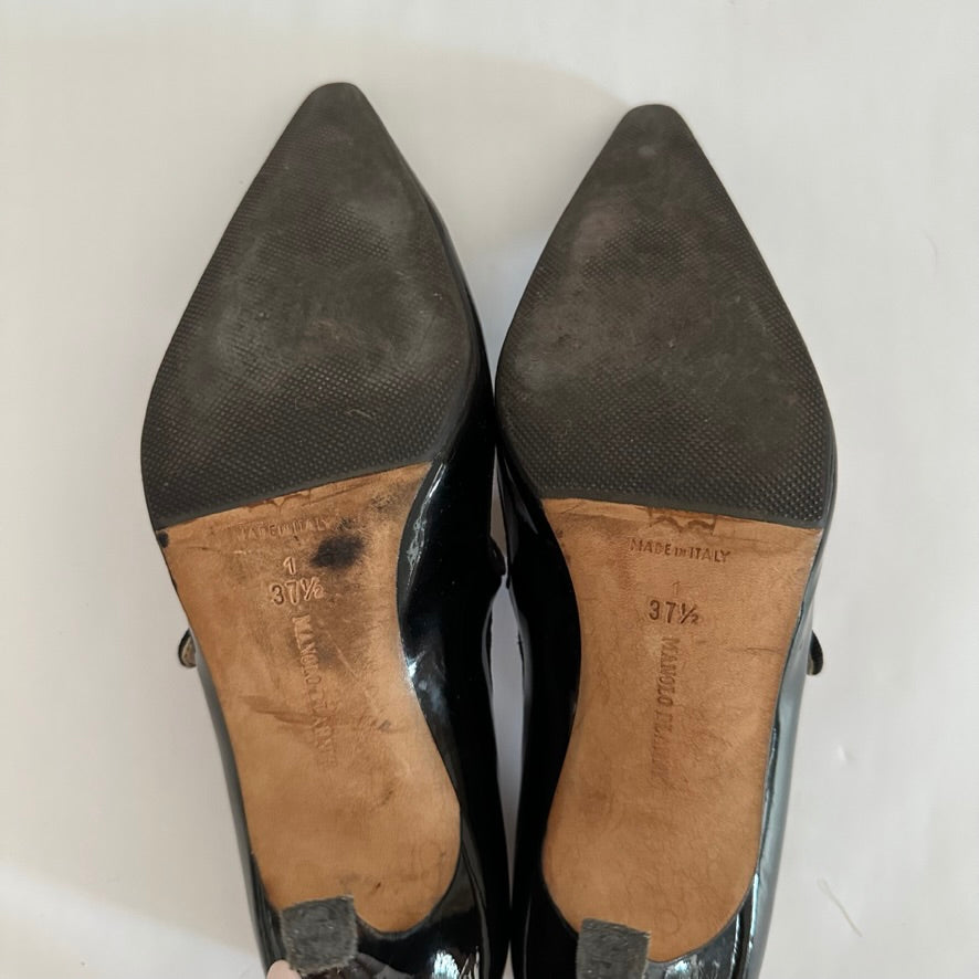 Manolo Blahnik - Mary Jane Pumps