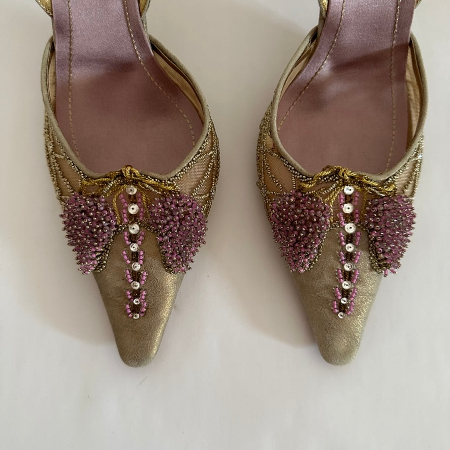 RENÉ CAOVILLA - Beaded Pumps