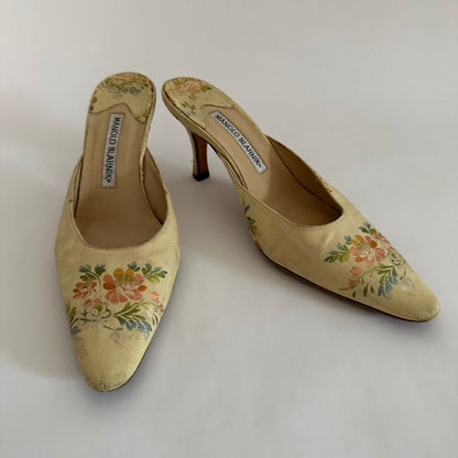 MANOLO BLAHNIK - Floral Brocade Mules