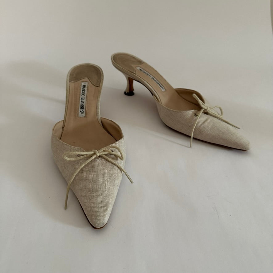 MANOLO BLAHNIK - Linen Bow Mules