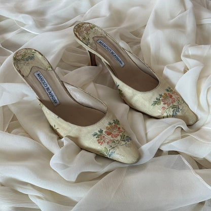 MANOLO BLAHNIK - Floral Brocade Mules