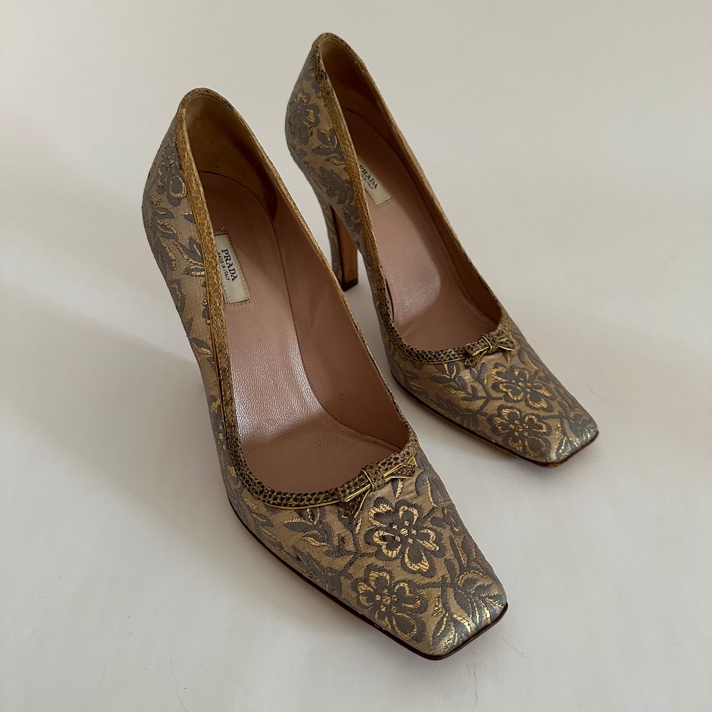 PRADA - Chinoiserie Brocade Pump